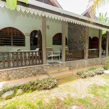 Romance Bungalows Бо Валон Екстериор снимка